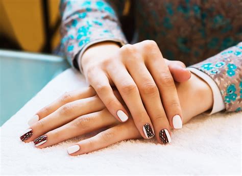 Nuan Ele De Bej Nude Sunt At T De Diafane I Subtile Nc T Pot Fi Purtate Oric Nd Prim Var Se