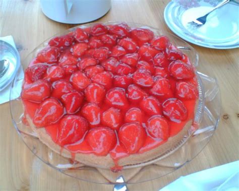 Obstkuchen Mit Frischen Erdbeeren Rezept Kochbarde