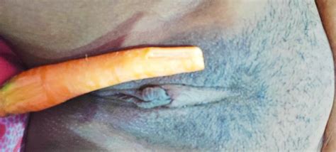 Hot Desi Bhabhi Fingering Her Pussy With Carrot In Full Mood Indian Porn Xhamster