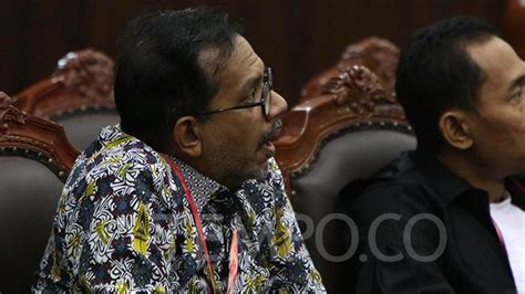 Haris Azhar Gugat Pasal Pencemaran Nama Baik Dan Berita Bohong Ke Mk