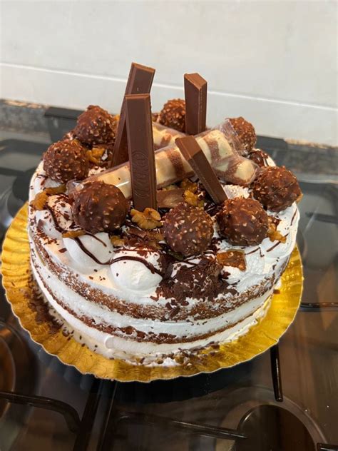 Naked Cake Kinder Entrega Em H Chefpanda