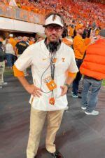 Tony Vitello Wife Tennessee Coach Married To The Game