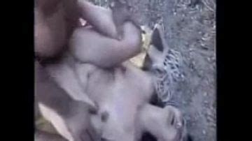 Kurvige Türkin hat harten Sex am Strand Porn