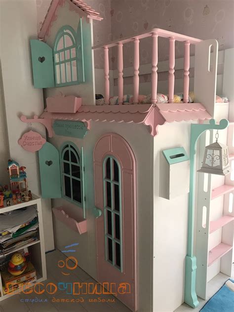 Кровать-замок для девочек и мальчиков: 22 фото в интерьере