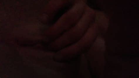 Close Up Playing With Het Wet Pussy