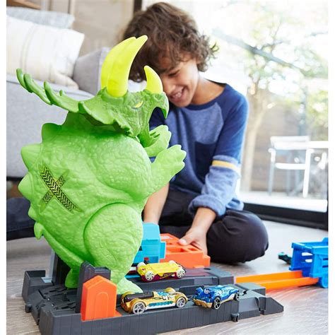 Hot Wheels City Global Nemesis Tv Dinosaurio Triceratops Y Lanzador De Coches De Juguete