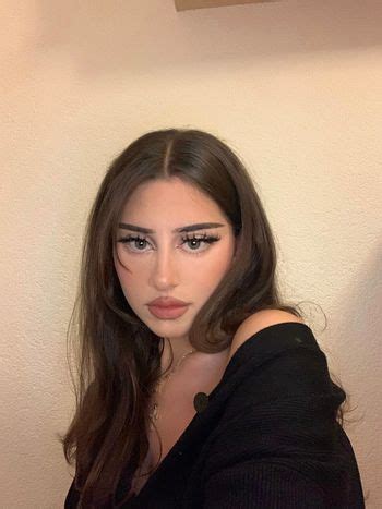 DeviIbabie Https Leaked Nude OnlyFans ShemaleLeaks