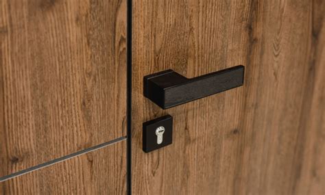 Шпон: что это такое, виды и характеристики орехового, дубового ...