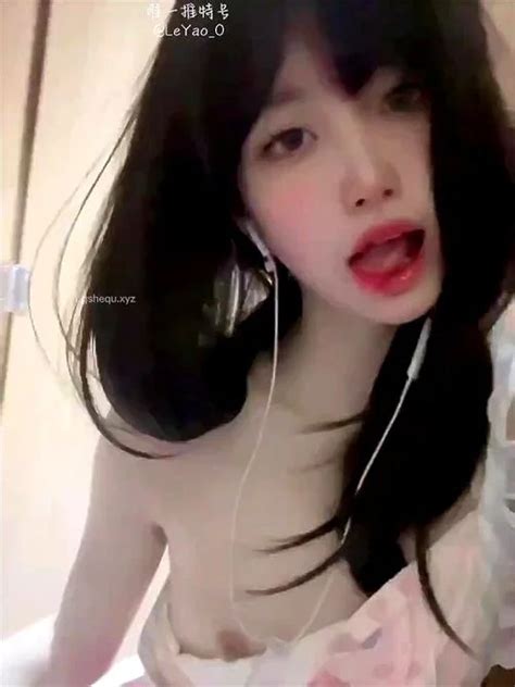 Watch 豆豆喷水 按摩 按摩抠鼻 Anal Porn SpankBang