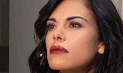 Bianca Guaccero Versione Estiva Bikini E Corpo Perfetto La Conduttrice Come Una Sirena