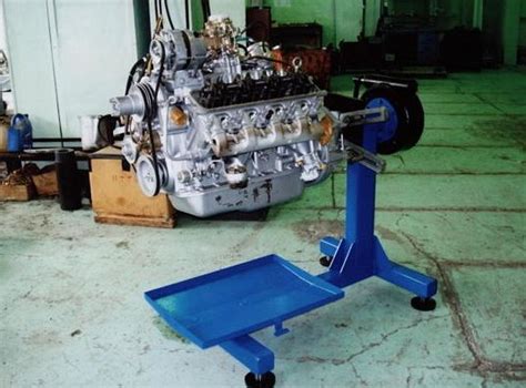 Стенд для ремонта двигателей