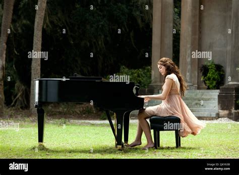 Miley Cyrus The Last Song 2010 Stock Photo Alamy