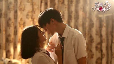 Đã tìm ra bạn gái quốc dân mới thế chỗ Đàm Tùng Vận cặp từ hot boy mặt liệt đến hội mỹ nam