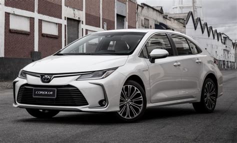 Toyota Lan A Novo Corolla H Brido Flex Por R Lan Amentos