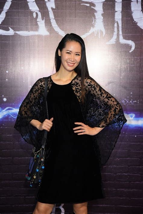 Mc B Ch Lan Ph Ng P L N L T C C Hot Girl