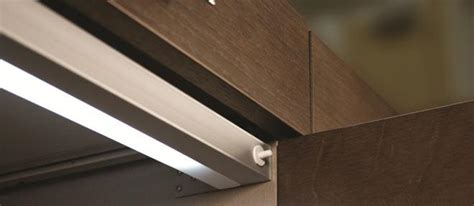 Схема выключателя для шкафа