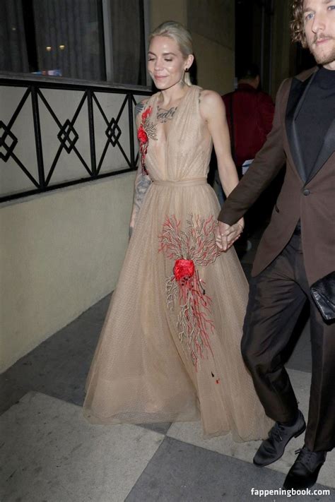 Skylar Grey Skylargreyxo Nude OnlyFans Leaks Fappening FappeningBook