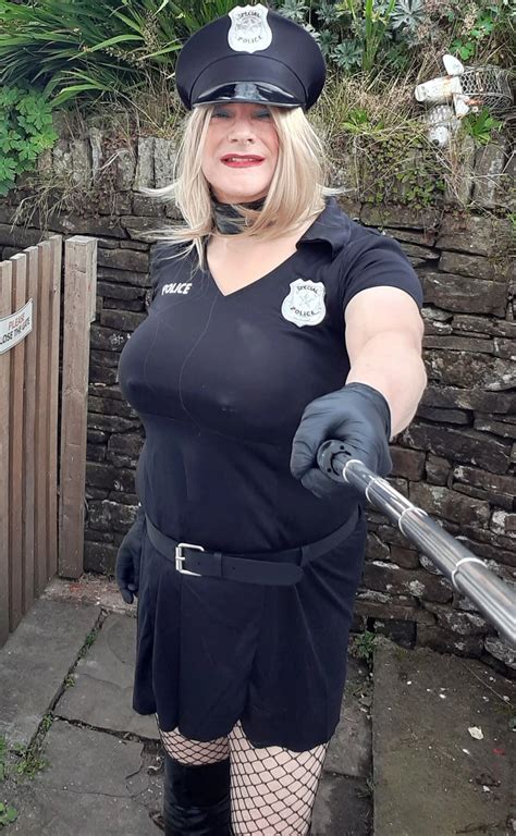 Sissy Cop Outdoors Nude Pics Xhamster