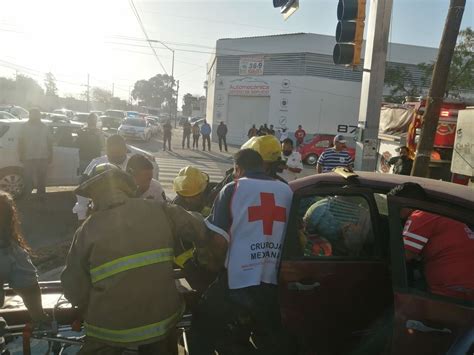 Fuerte choque en Torreón deja 5 personas lesionadas El Siglo de Torreón