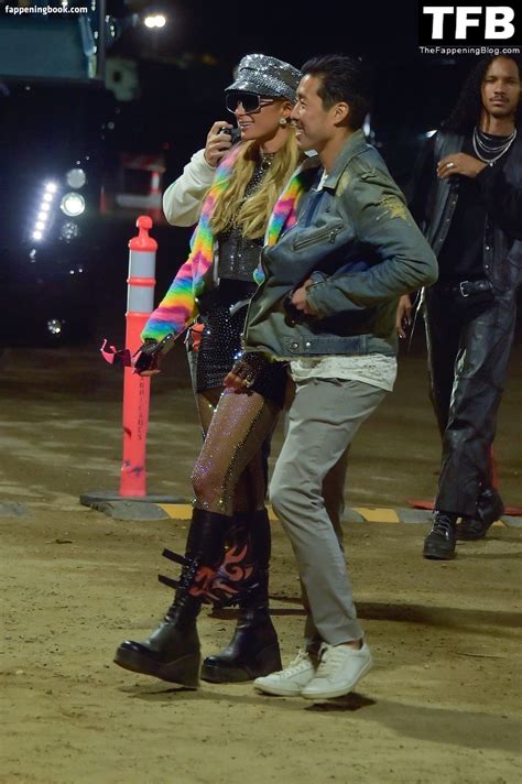 Paris Hilton Nude OnlyFans Leaks Fappening FappeningBook