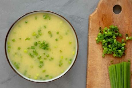 Soupe poireaux pomme de terre grand mère la recette traditionnelle