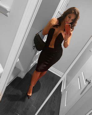 Sexy Hot Dress Porn Pic