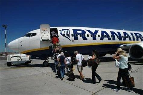 Le Vol Rodez Bruxelles Charleroi De Ryanair Relie Laveyron La Belgique