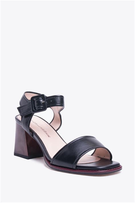 ТОФА - Босоножки Highlander