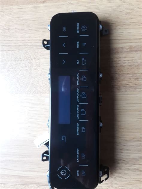 Ekspres Krups EA89 FDB145001M - Wymiana wyświetlacza, pomiary napięć i ...