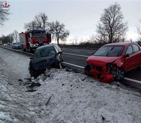 Wypadek Na Dk Droga Zablokowana Dwie Osoby W Szpitalu