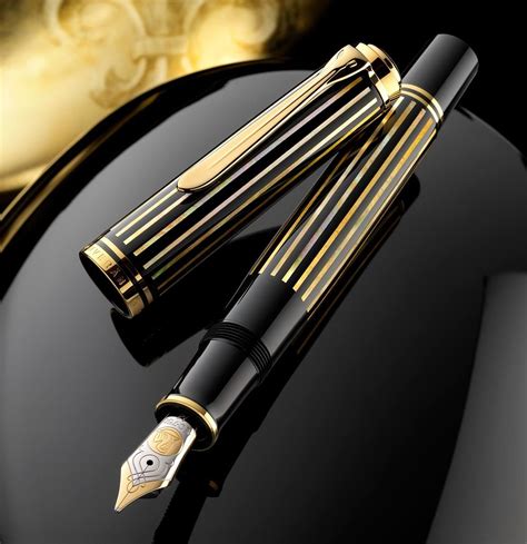 Pelikan Souverän M800 fountain pen Raden Royal Gold, piston filling ...