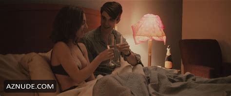 MADELINE WEINSTEIN Nude AZNude