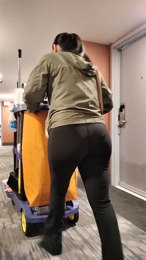 Hot Hotel Worker Booty OC Spandex Leggings Yoga Pants Forum