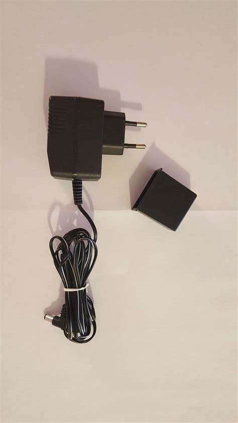 Adapatador De Corriente 9v De Segunda Mano Por 5 Eur En Benetússer En