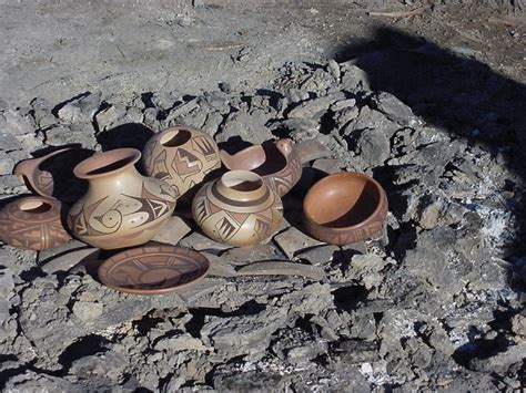 Centuries Of Tradition Stunning Photos Of Native American Hopi Pottery