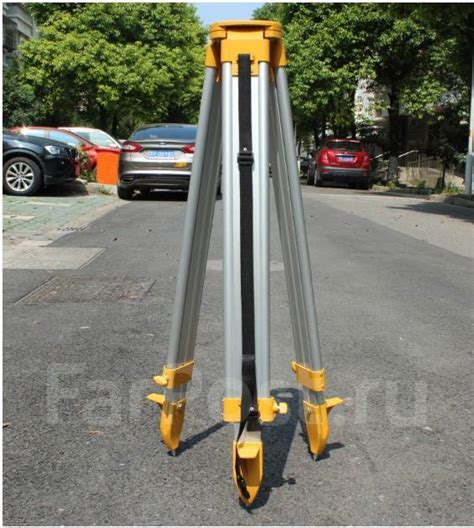 Штатив, тренога для нивелира/уровня/теодолита 5/8 150см, новый, в ...