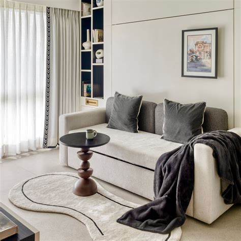 bhk mumbai home  defined  family heirlooms  modern