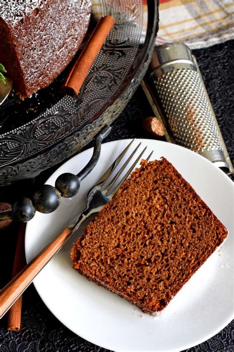 Spiced Molasses Bundt Cake - Lord Byron's Kitchen | Christmas cake