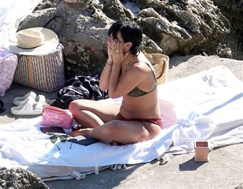 Lily Allen Shows Off Her Sexy Body In A Bikini And Nude Tits In Capri 73 Photos PinayFlixx