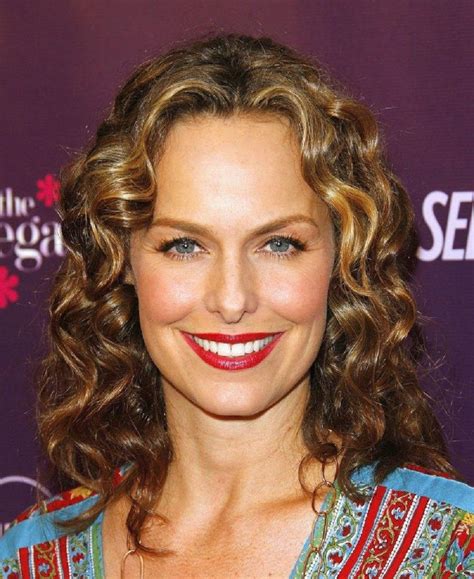 Download Melora Hardin At The Megan Mullally Show Launch Wallpaper