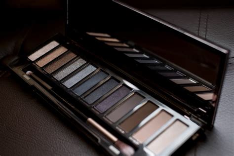 Urban Decay Naked Smoky Pallet Is Back Sun Kissed Blush