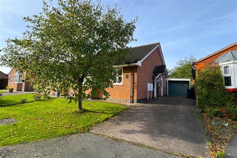 Foxglove Avenue Melton Mowbray 2 Bed Semi Detached Bungalow 260 000