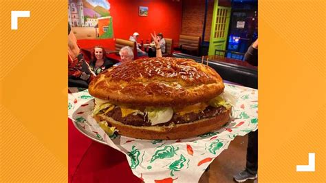 20 Pound Burger The Biggest In Texas Is Now On The Menu In Arlington