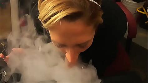 Amateur Stephieo Shows Off Her Amazing Bj Skills Xxx Mobile Porno Videos Movies IPornTV Net