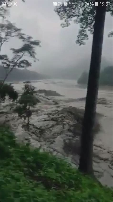 Flash Flood In Sikkim 23 Army Personnel Missing Jk Post