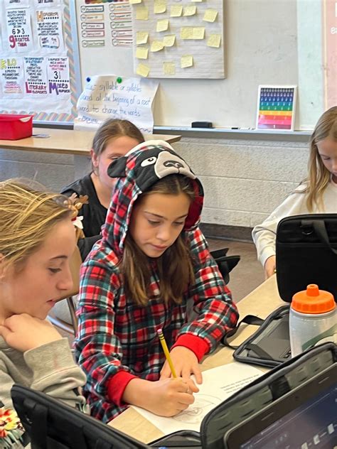 HSE, Cedar Grove Students Collaborate on Children's Book | Toms River Regional School District