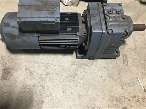 SEW EURODRIVE R47 DT80N4 BMG