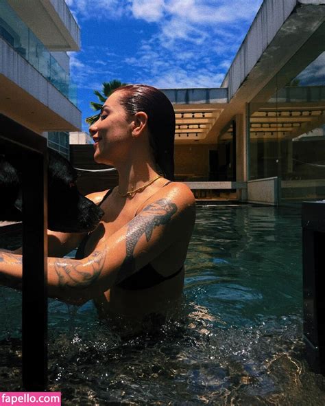 Karol Queiroz Mkarolqueiroz Nude Leaked Photo Fapello