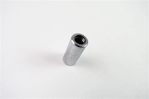 Adapterstück 1/4″innen x 1/4″ 6kt. aussen, 1/4″ Vierkantantrieb