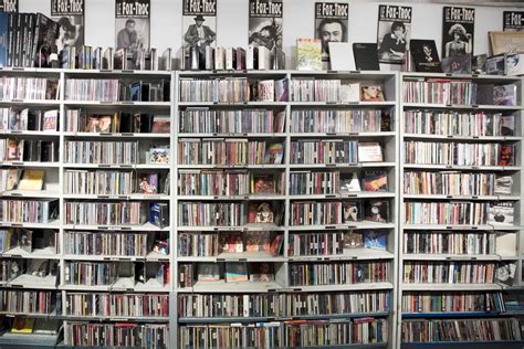 Les Boutiques De Vinyles De Lavenue Lavenue Du Mont Royal